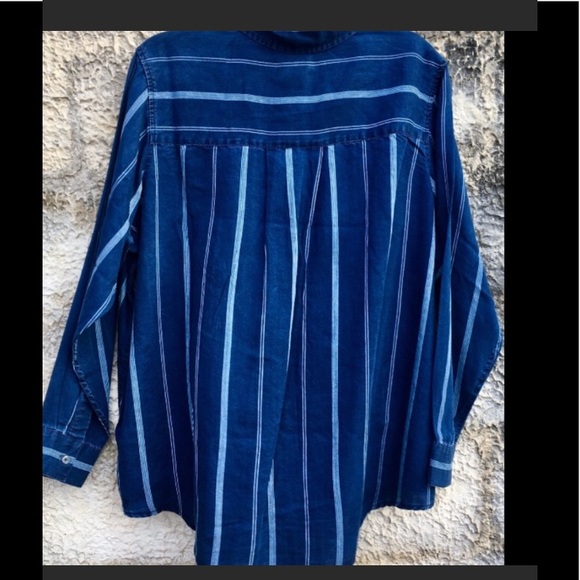2X Button Down Blouse For The Republic Denim - Picture 2 of 5